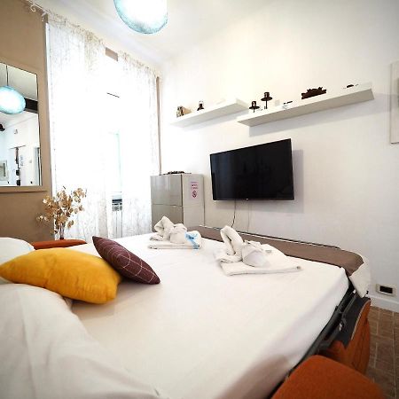 Dimora Delle Camelie Apartment Genoa Exterior photo